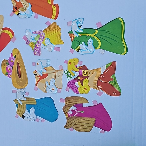 Vintage Walt Disney Whitman 1972 Mickey & Minnie Mouse Paper Dolls - Picture 10 of 12